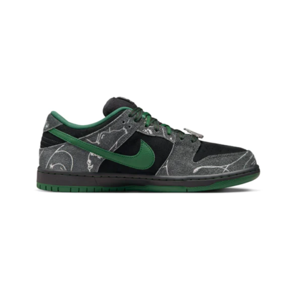 Nike x There Skateboard SB Dunk Low Pro 'Anthracite Gorge Green'