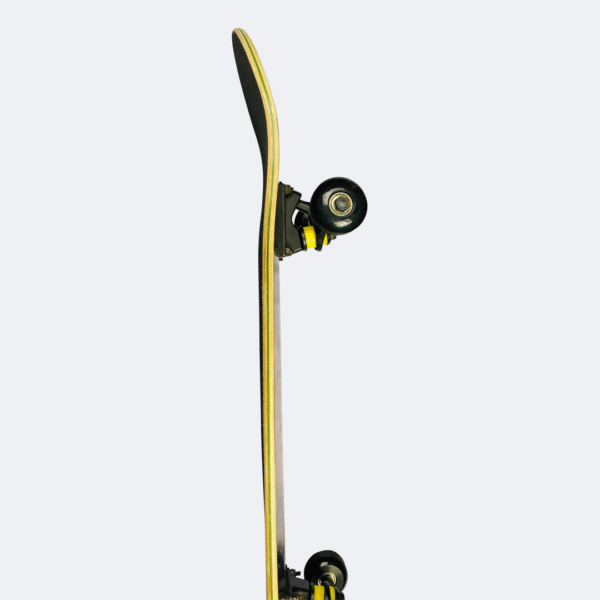 North East Maple Complete Skateboard – Maraton